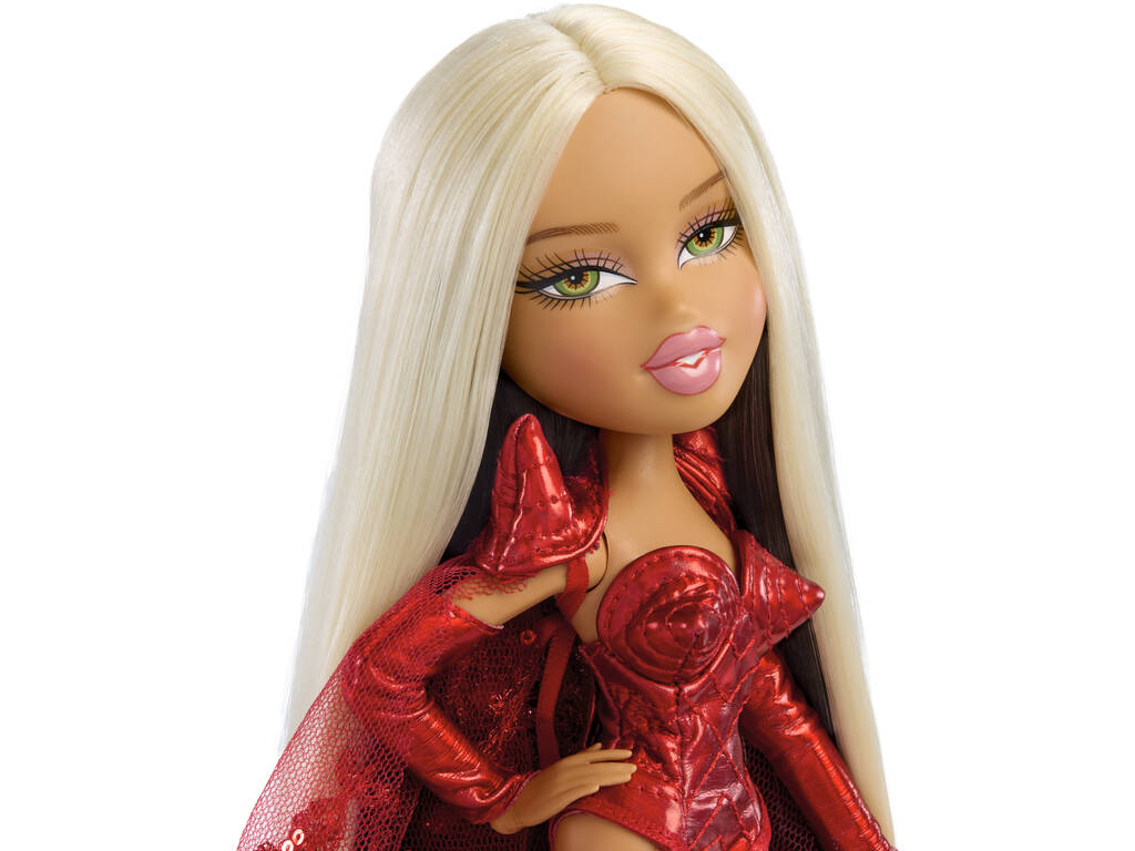 Poupée Bratz Lola Indigo 2 looks